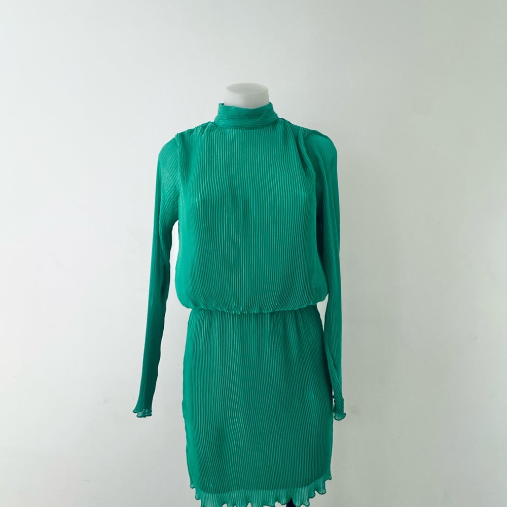 ASOS Elegant Green Mini Dress w/back cutout Size 4